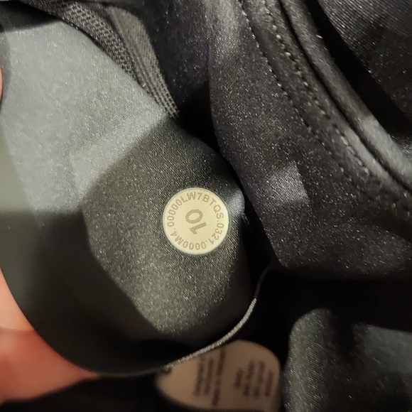 NWOT Lululemon Base Pace Shorts - Picture 7 of 9